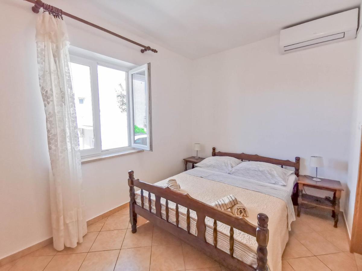 Apartments Patrick Baška Voda Εξωτερικό φωτογραφία
