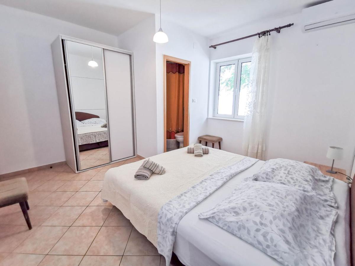 Apartments Patrick Baška Voda Εξωτερικό φωτογραφία