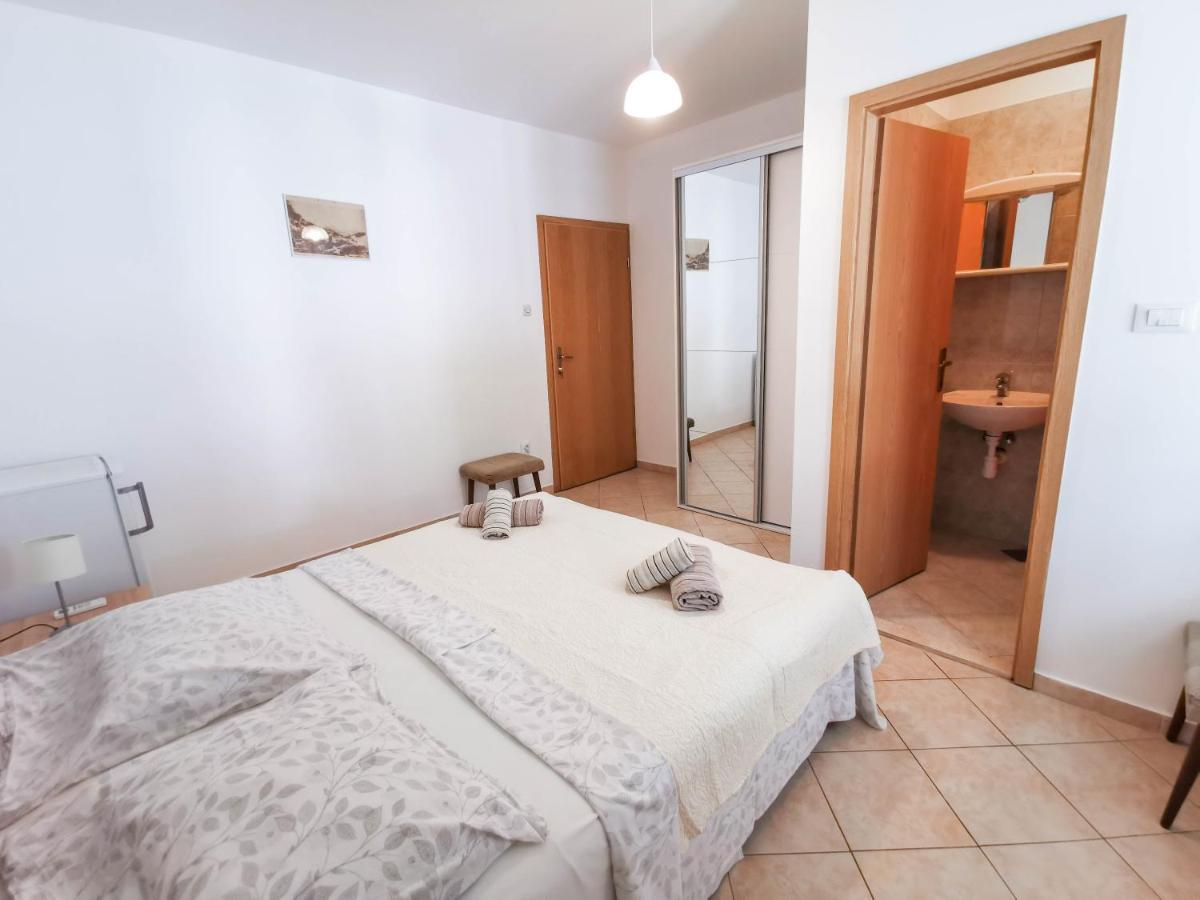 Apartments Patrick Baška Voda Εξωτερικό φωτογραφία