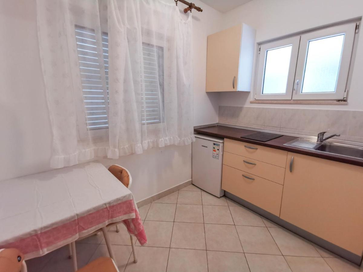 Apartments Patrick Baška Voda Εξωτερικό φωτογραφία